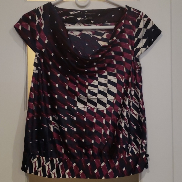 Woman's blouse - Picture 1 of 4